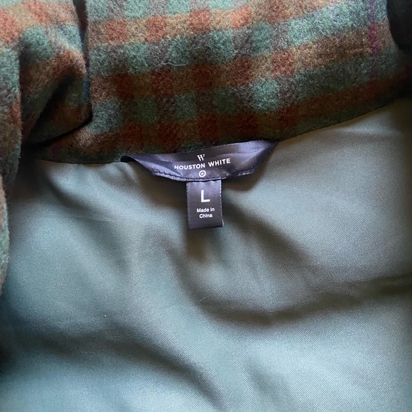 Houston White Plaid Puffer Vest - Picture 7 of 7